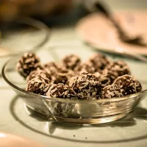 Reform-Kokosnuss-Ball mit Ashwagandha