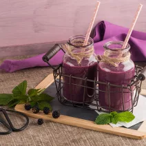 Waldfrucht-Aronia-Smoothie